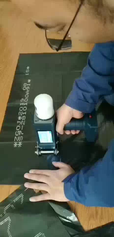 16 Dots Afdrukken 60 mm Hoogte - Commercial Wall Printing recensie en prijs